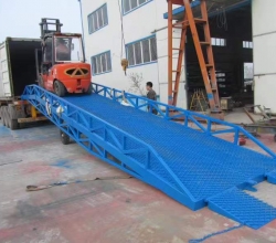 湘潭長沙移動式登車橋