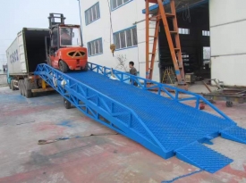 怎么選擇合適的移動(dòng)式登車橋？